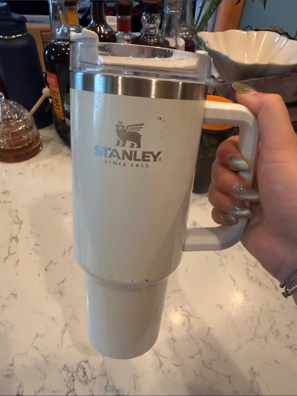Stanley Cream Travel Mug with Handle and Clear Lid - Picture 1 of 4